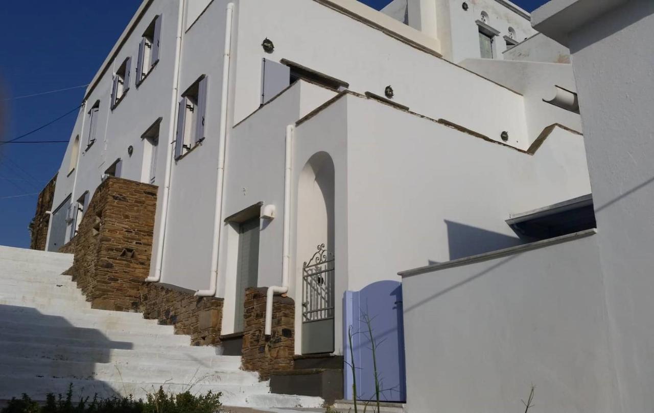 Teresa'S Sunrise Apartment Pánormos Екстериор снимка