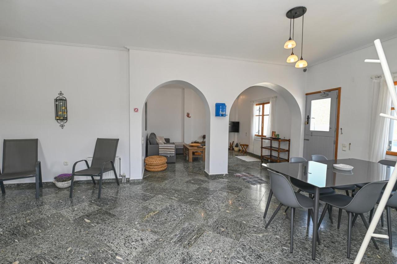 Teresa'S Sunrise Apartment Pánormos Екстериор снимка